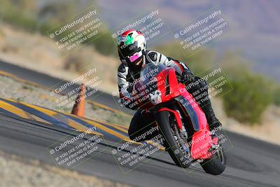 media/Nov-05-2022-SoCal Trackdays (Sat) [[f8d9b725ab]]/Turn 5 (940am)/